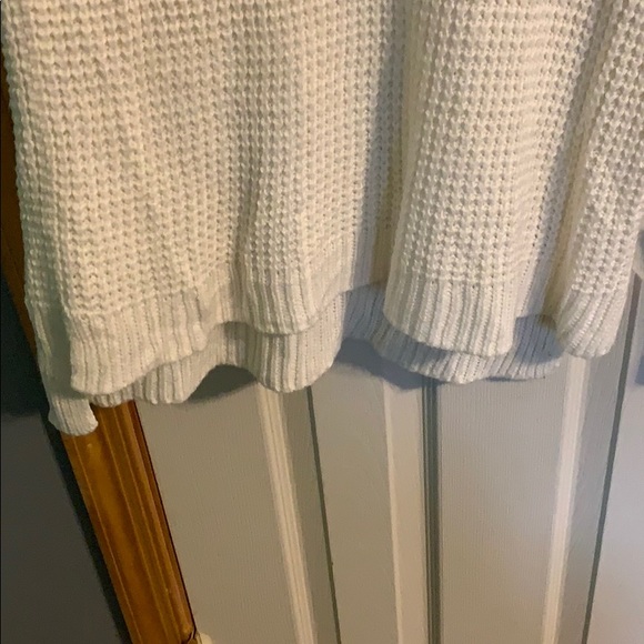 Sweater - Picture 3 of 3